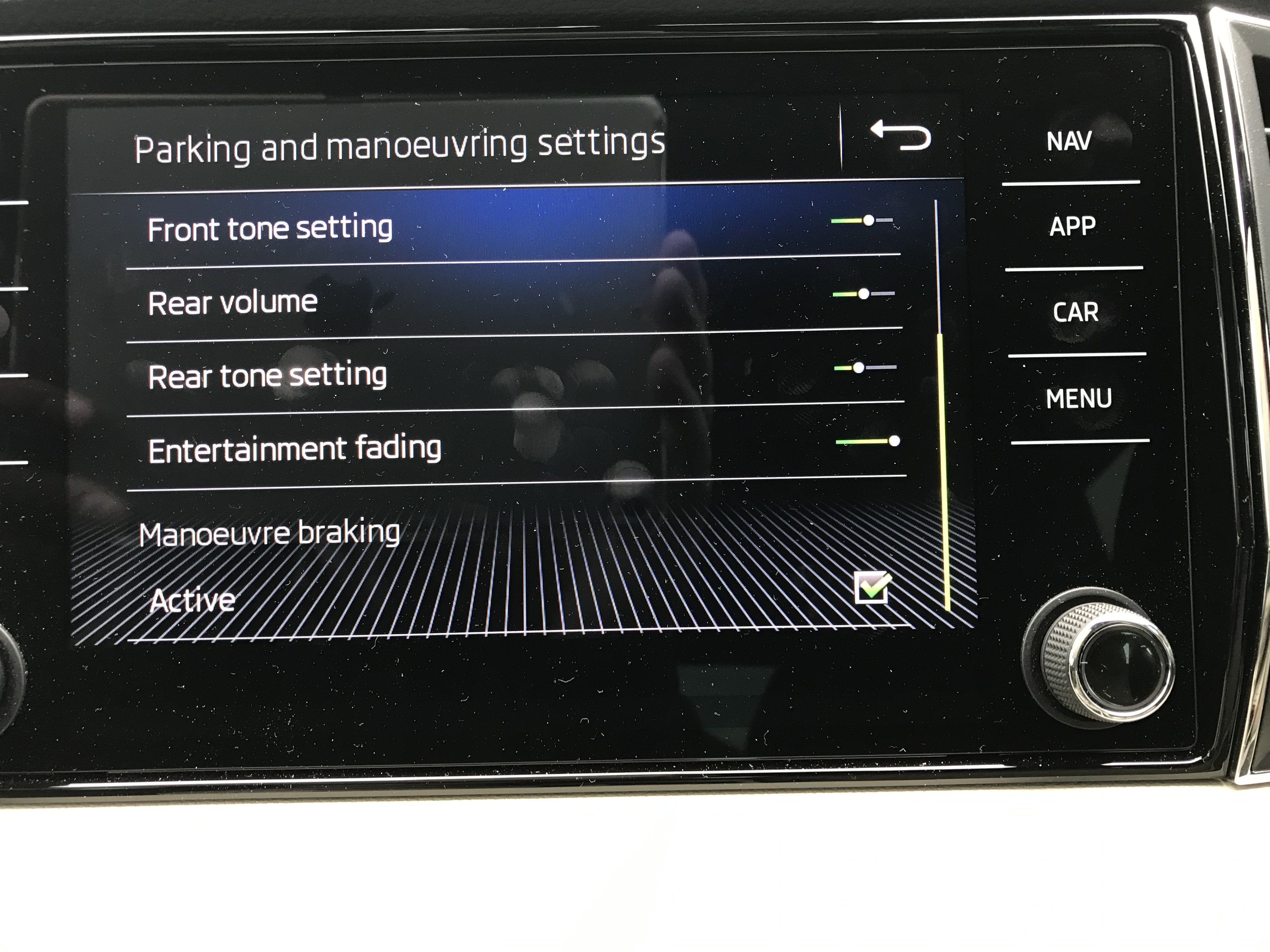 Reversing problem when towing Skoda Karoq BRISKODA