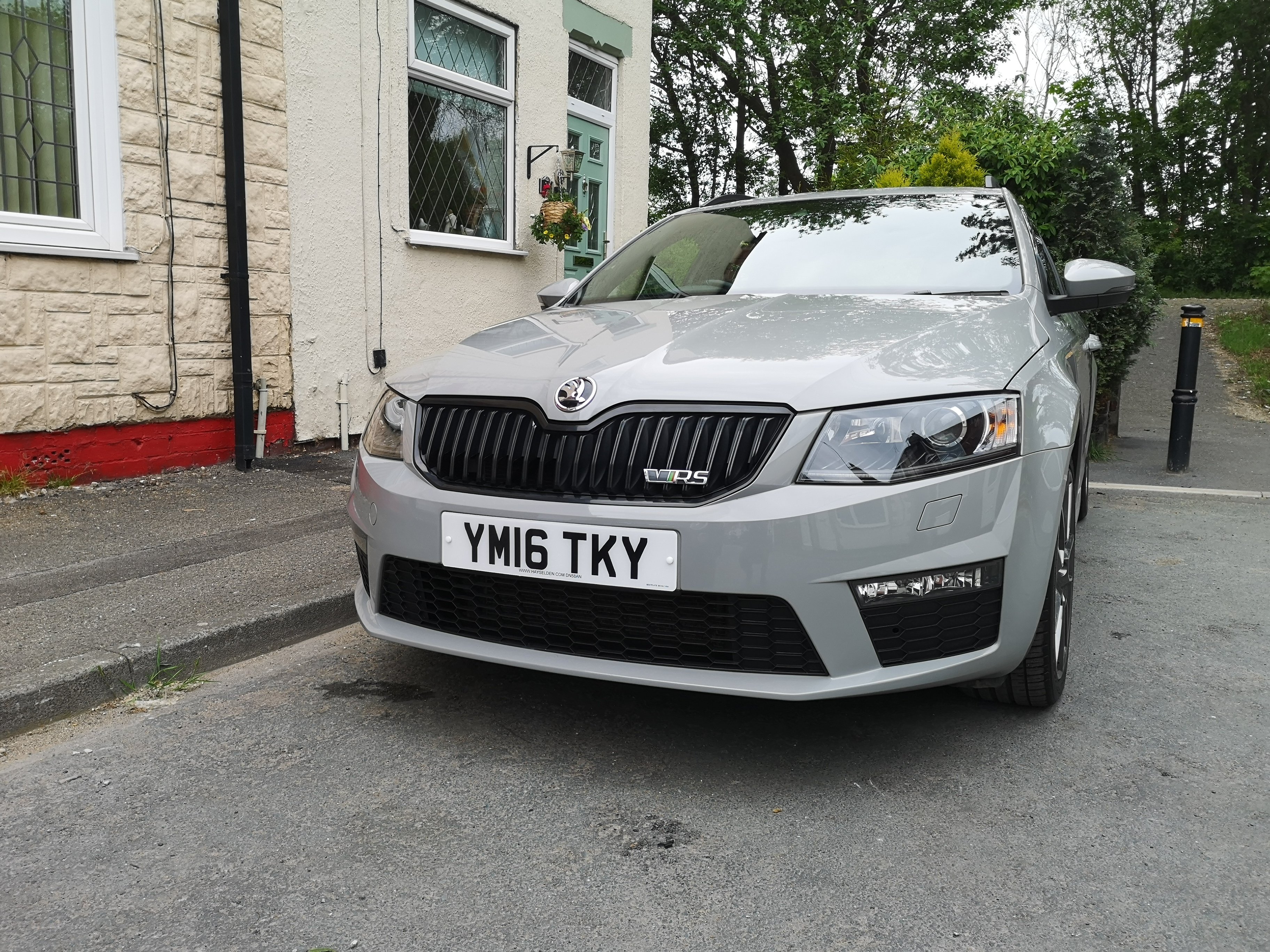 Skoda surround что это
