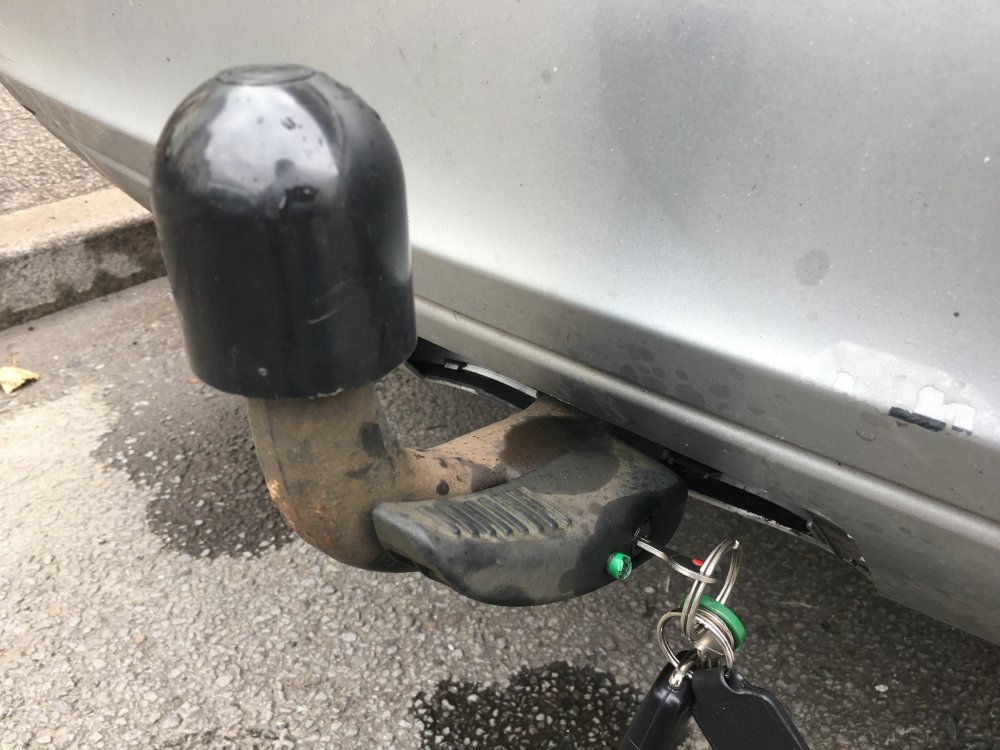 Fabia Towbar.JPG
