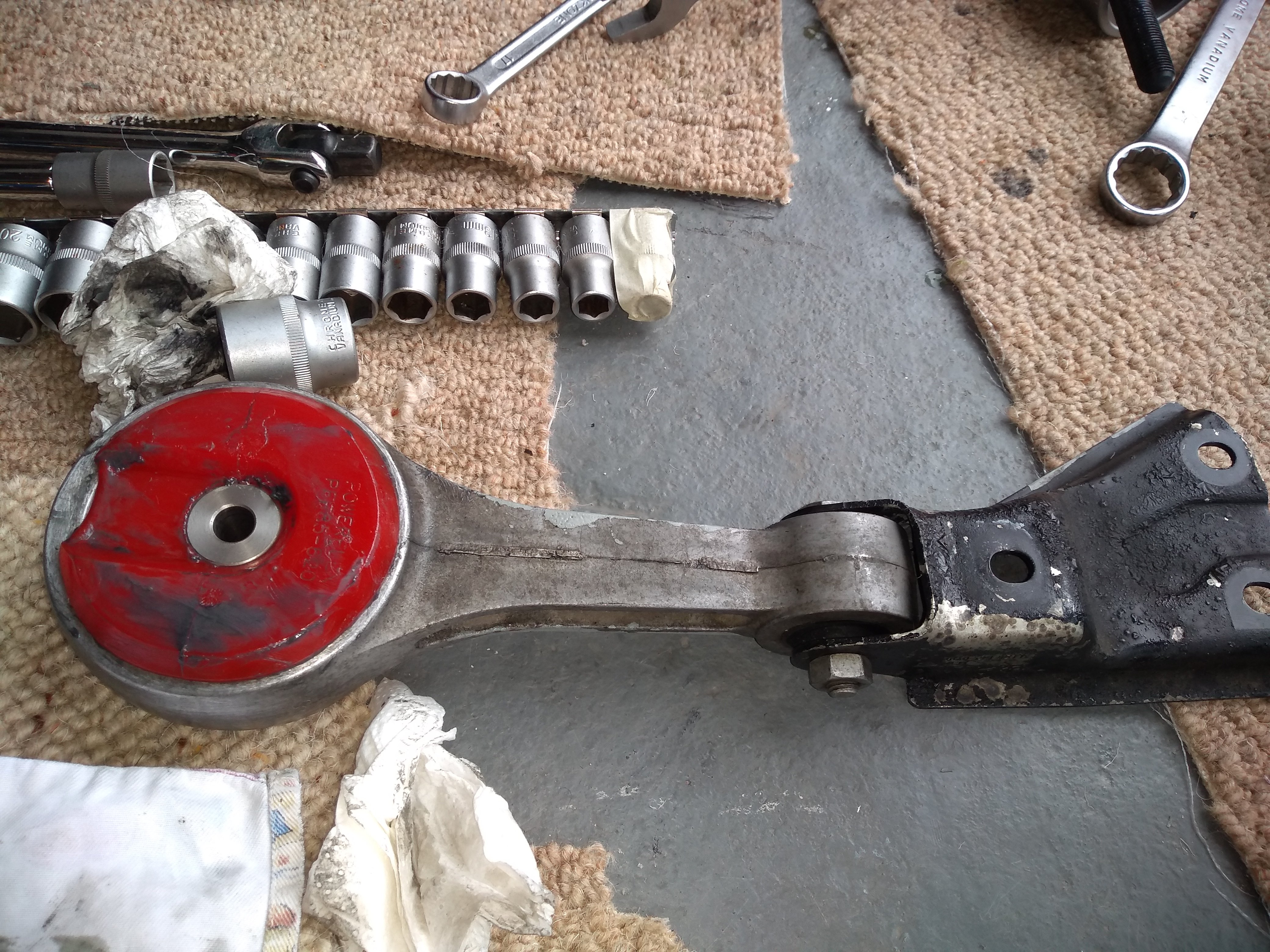 Fabia vrs shop dogbone mount