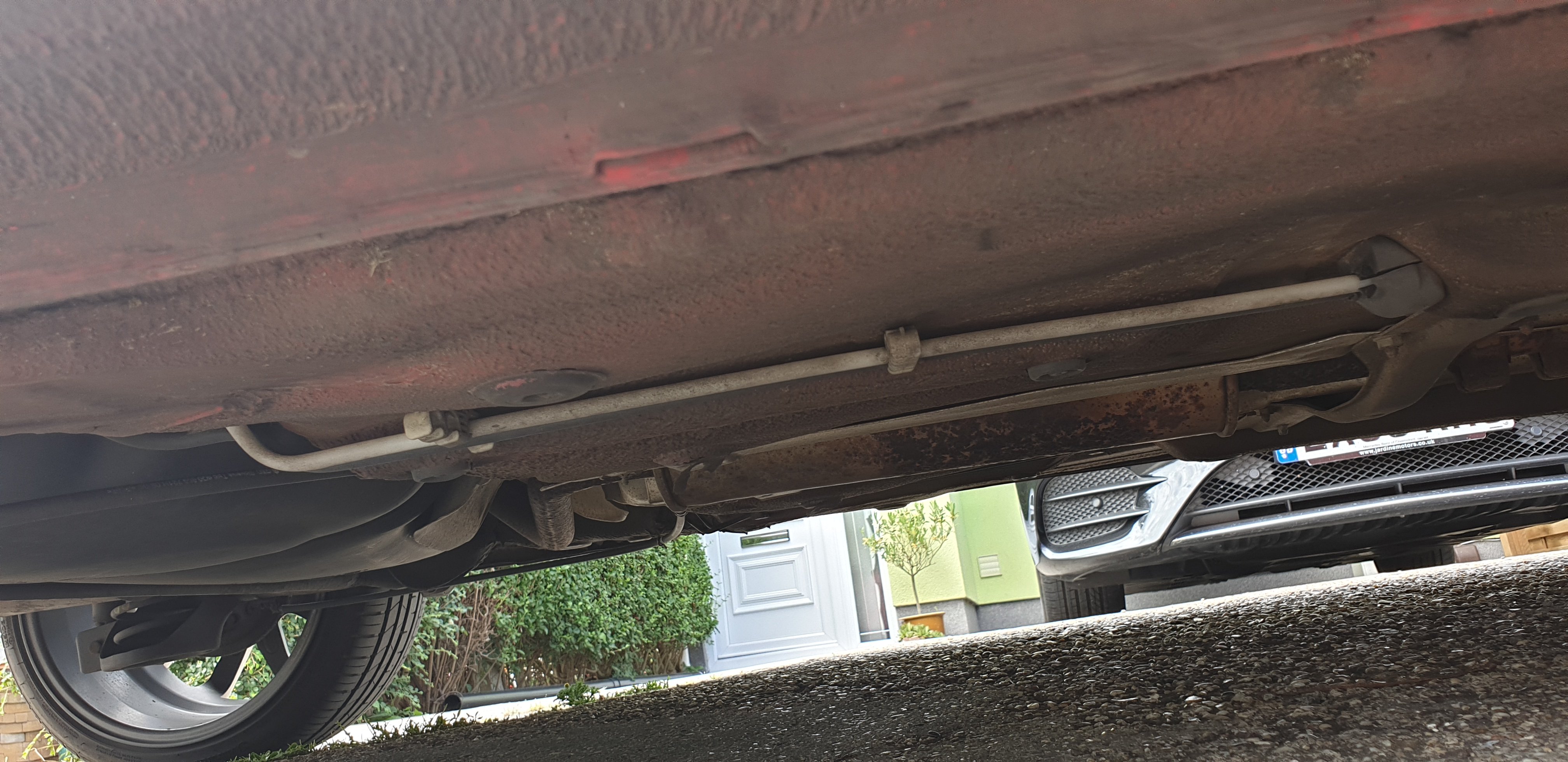 Fabia MK1 rear screen wiper no water flowing
