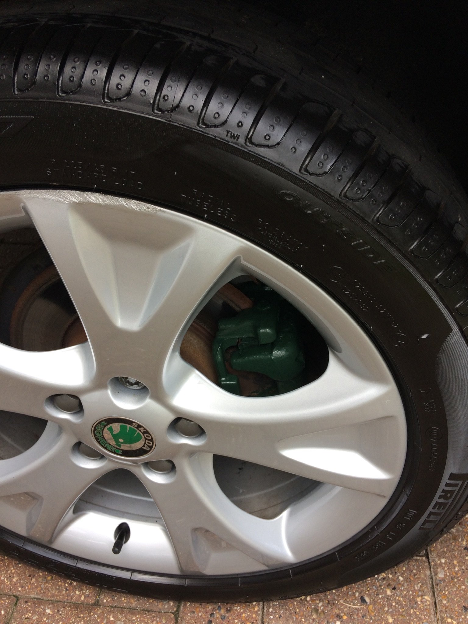 Painting Calipers ?? Skoda Superb Mk II (20082015) BRISKODA