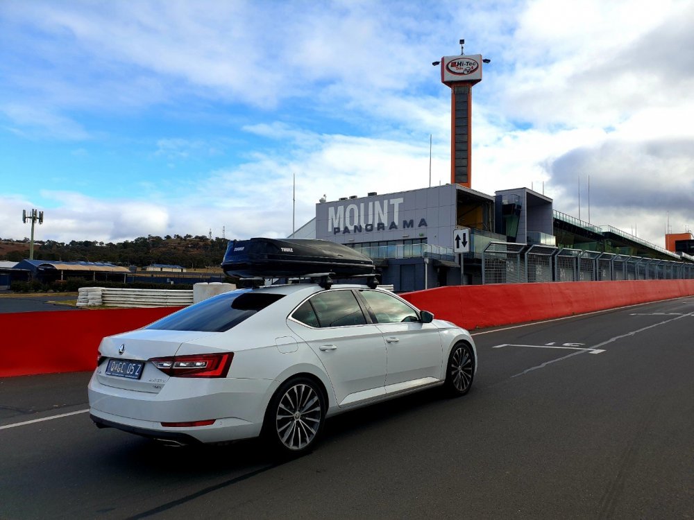 Mount Panorama Bathurst.jpeg