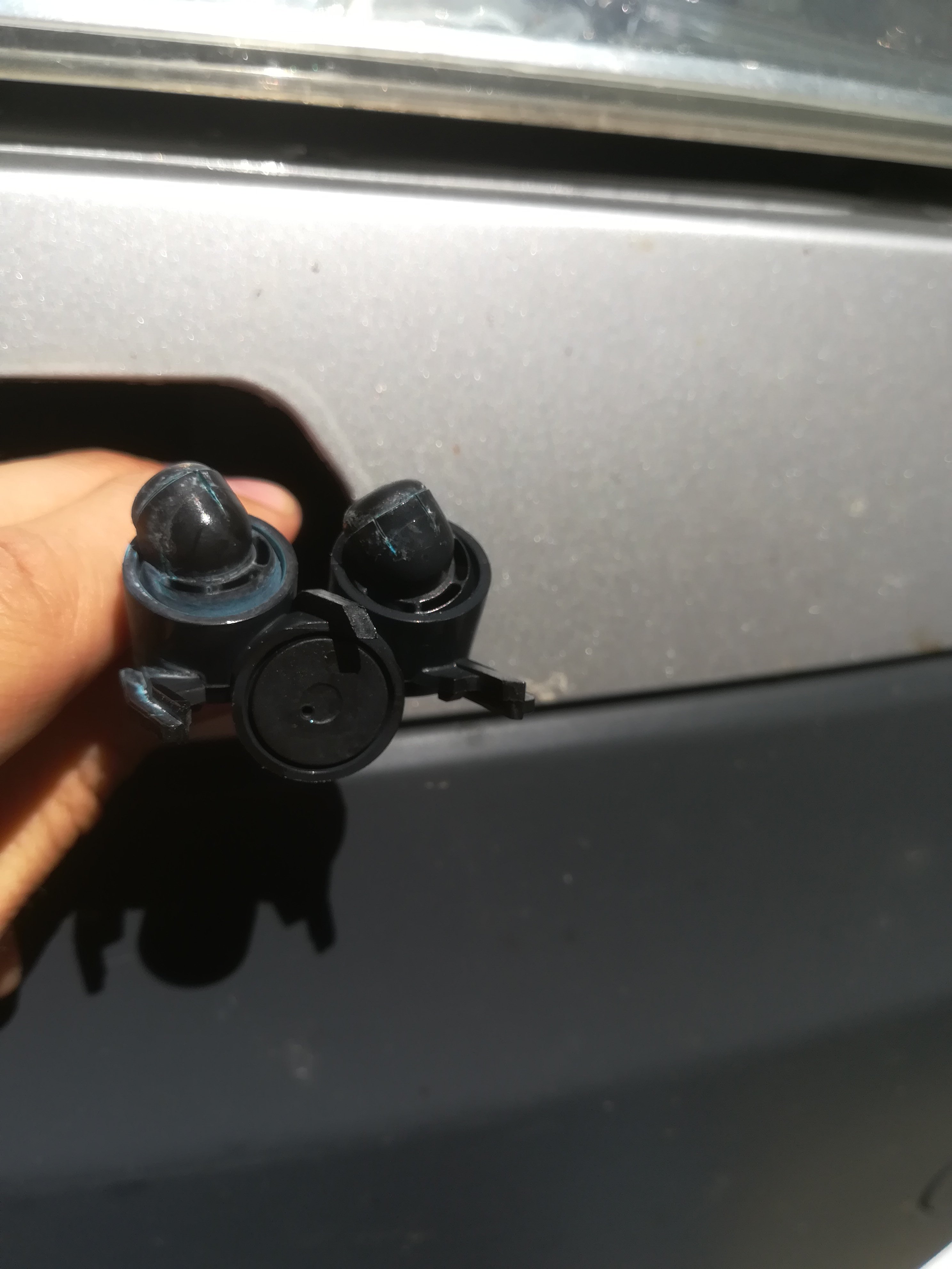 Headlight Washer Cover repair -  Forums