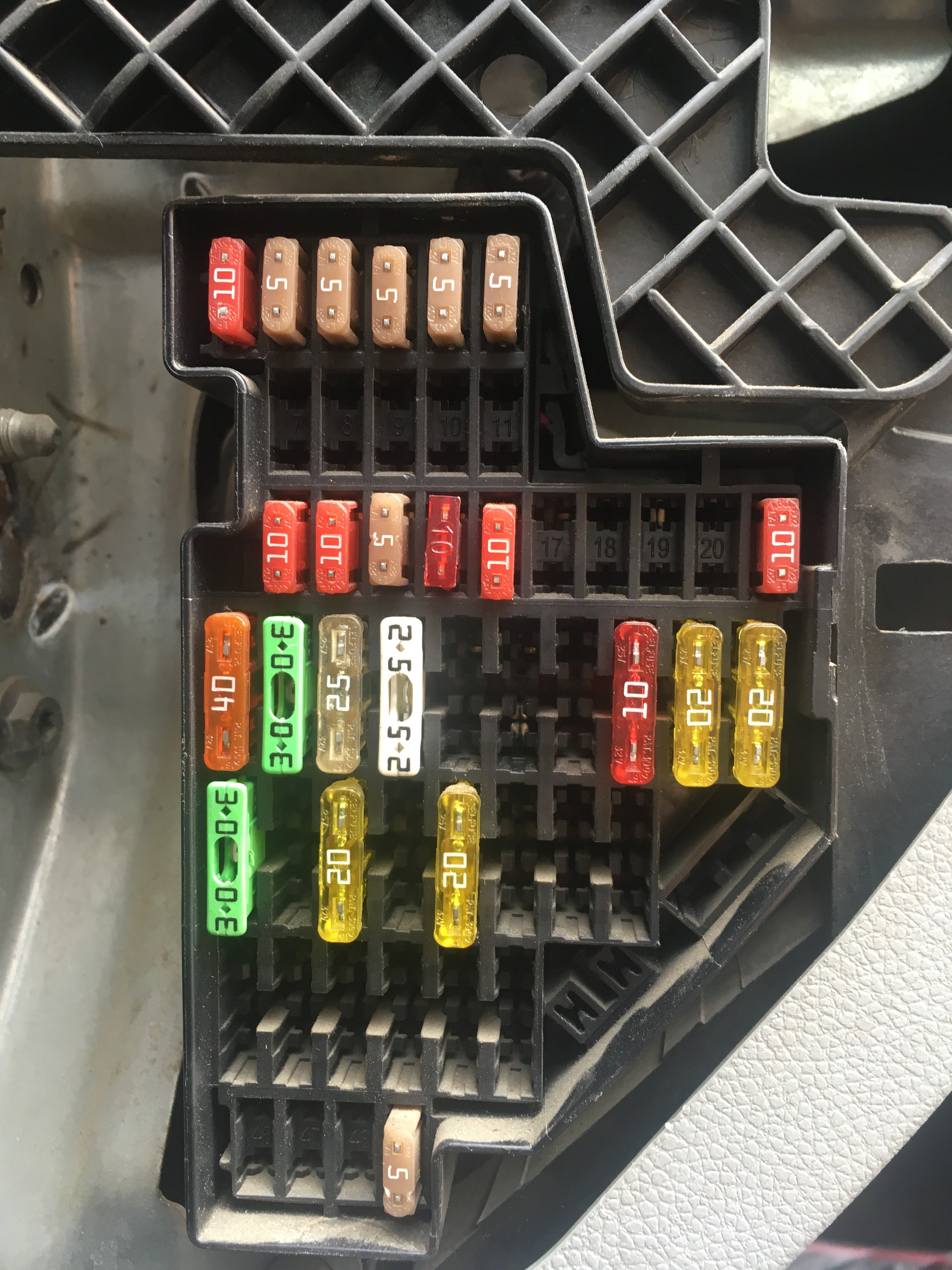 Fuse issue Skoda Octavia Mk II (2004 2013) BRISKODA