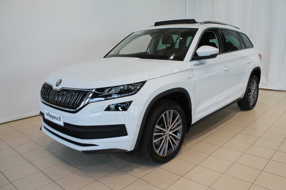 722903839_MoonWhite3-Showroom.thumb.jpg.498d9c06c7bb9a224d7f410ce66d4d20.jpg