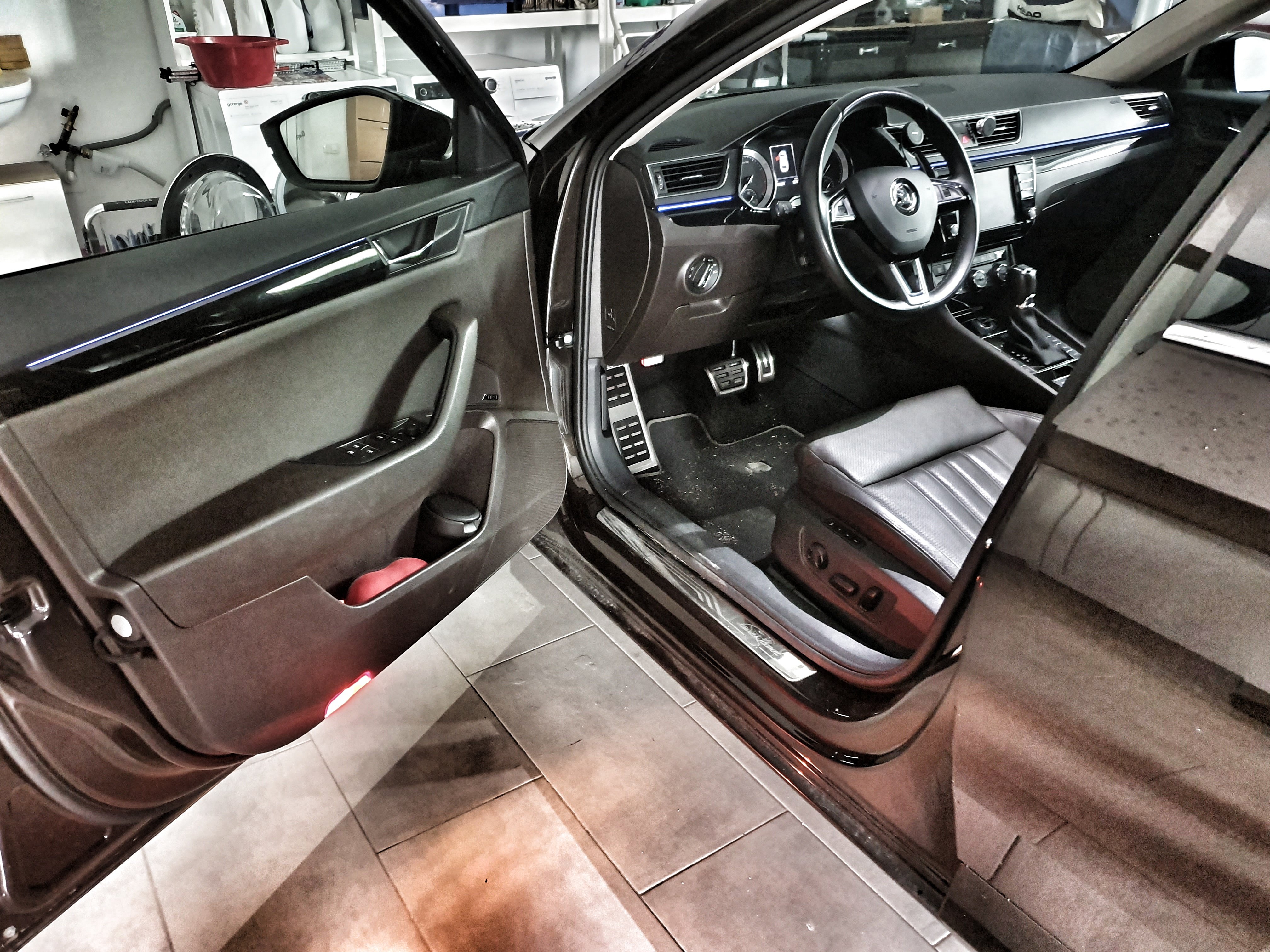 My Skoda Superb 2.0TSi DSG 4x4 L&K