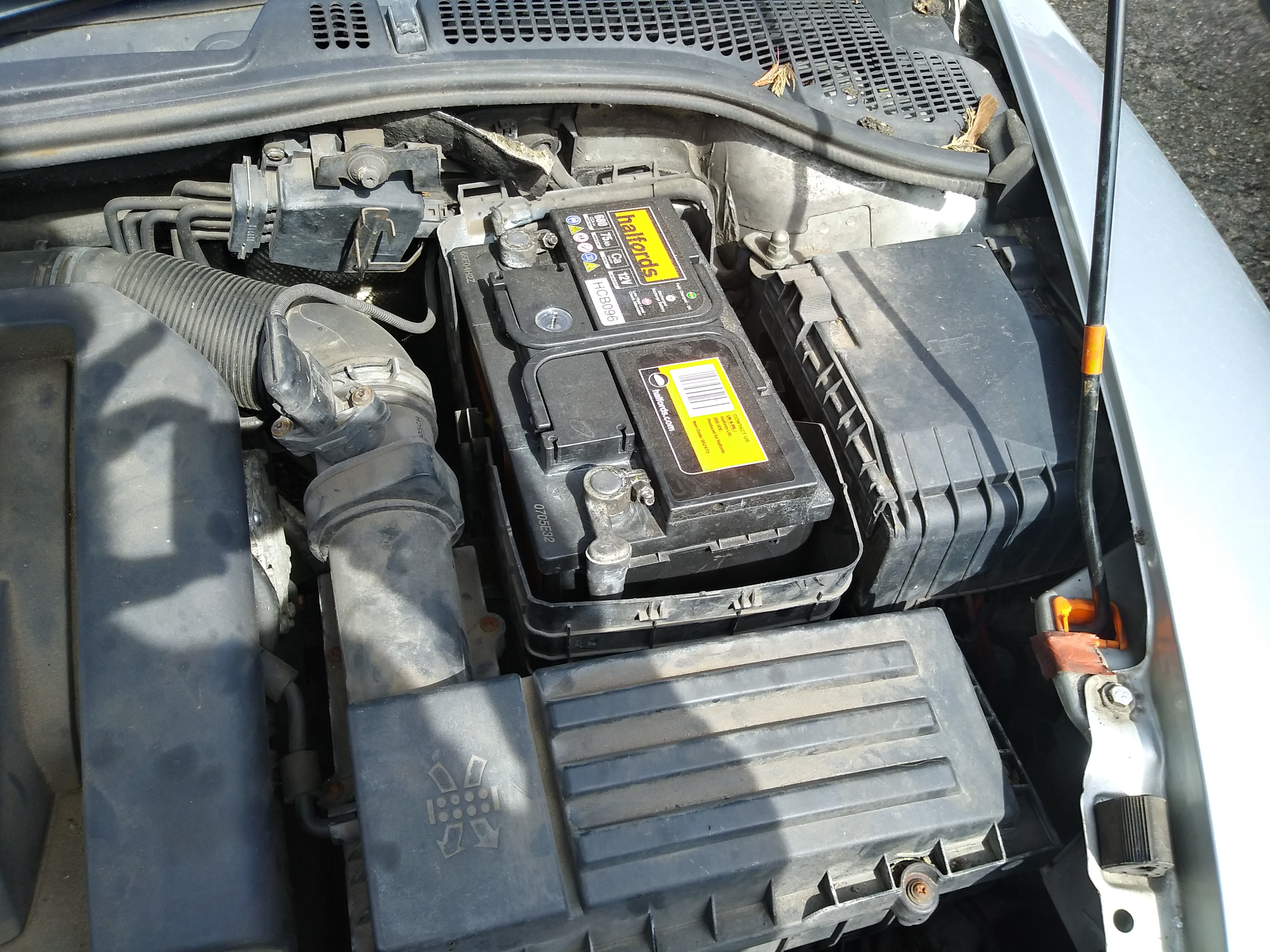 ABS, Traction, Handbrake light etc Skoda Octavia Mk II (2004 2013