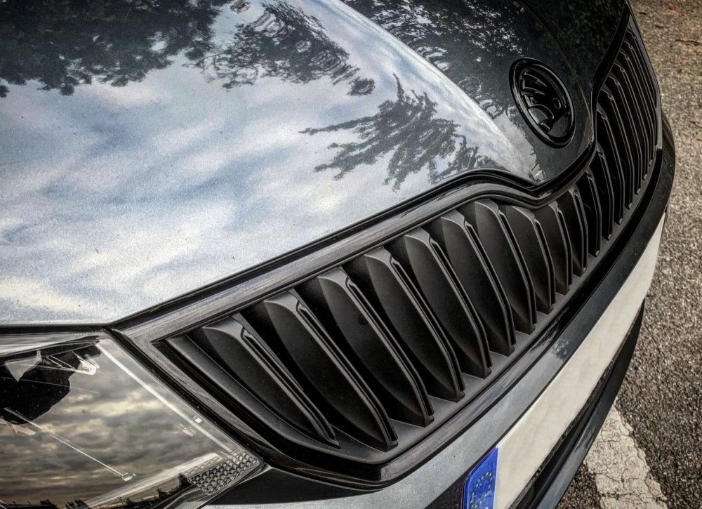 Front Grille.jpg