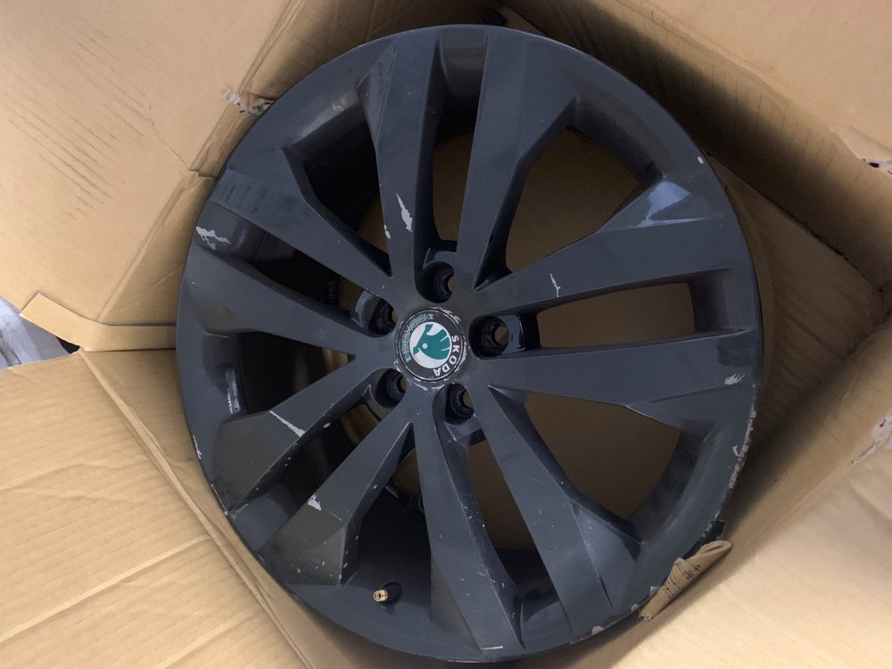 WHEEL2.jpg