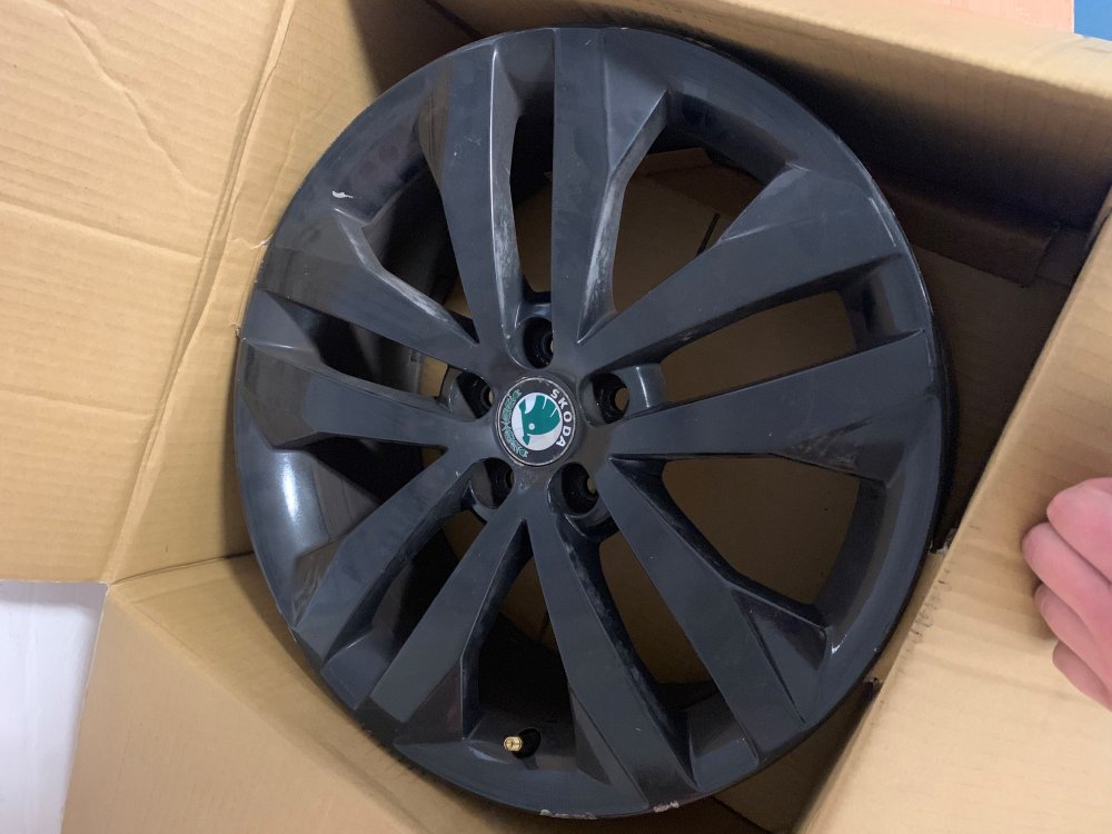 WHEEL4.jpg