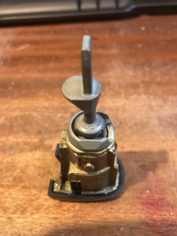 Lock Barrel top.jpg
