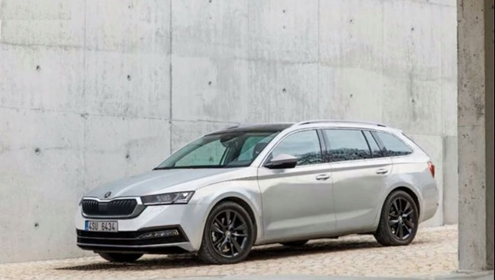Skoda Octavia 2020 (3).jpg