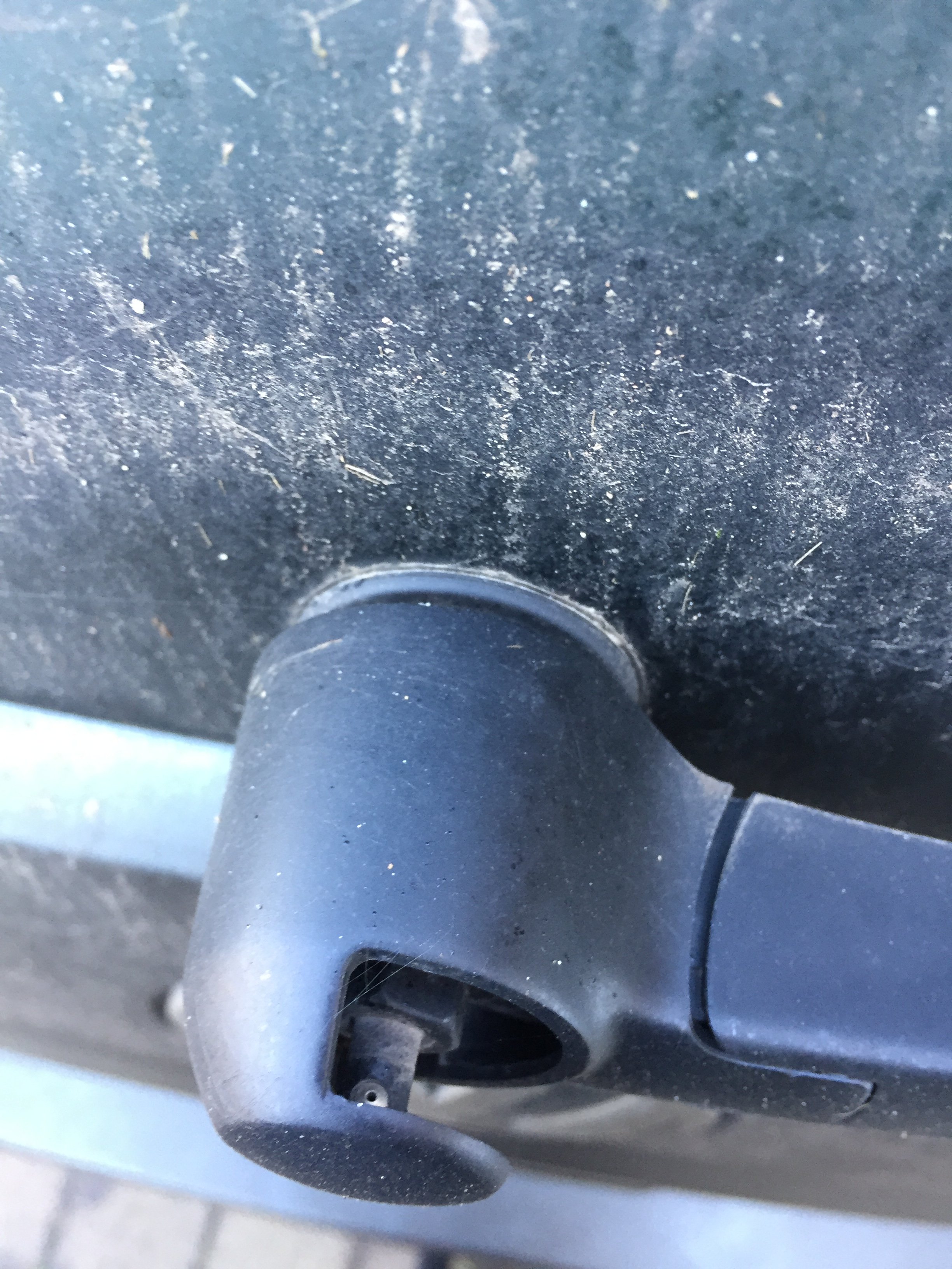 Rear wiper squirter misses the window Skoda Fabia Mk II (20072014) BRISKODA