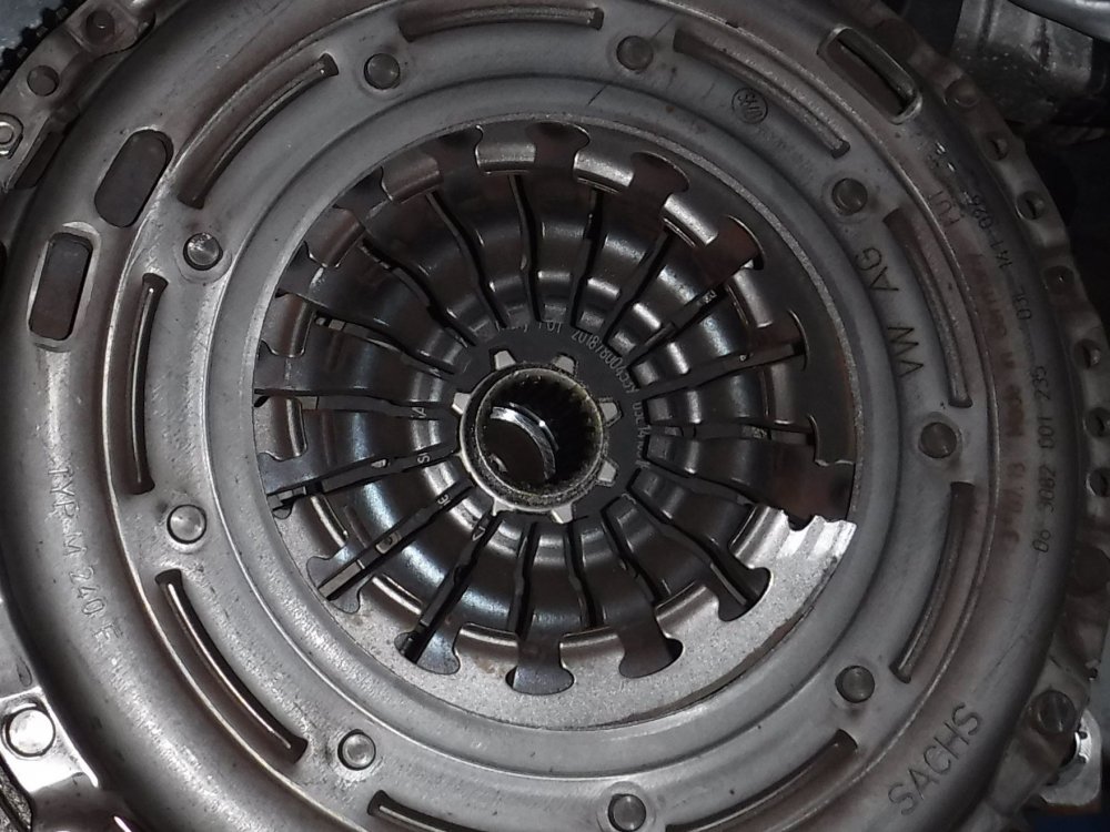 Broken Pressure Plate 1.jpg