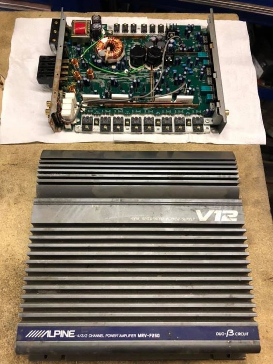 amp1.thumb.jpg.dd14de0fe284580206ab6128d0e88f9a.jpg