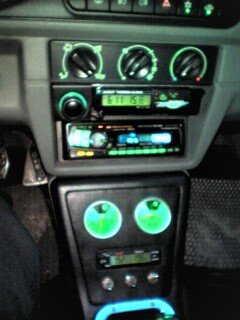 Skoda Felicia central console modification