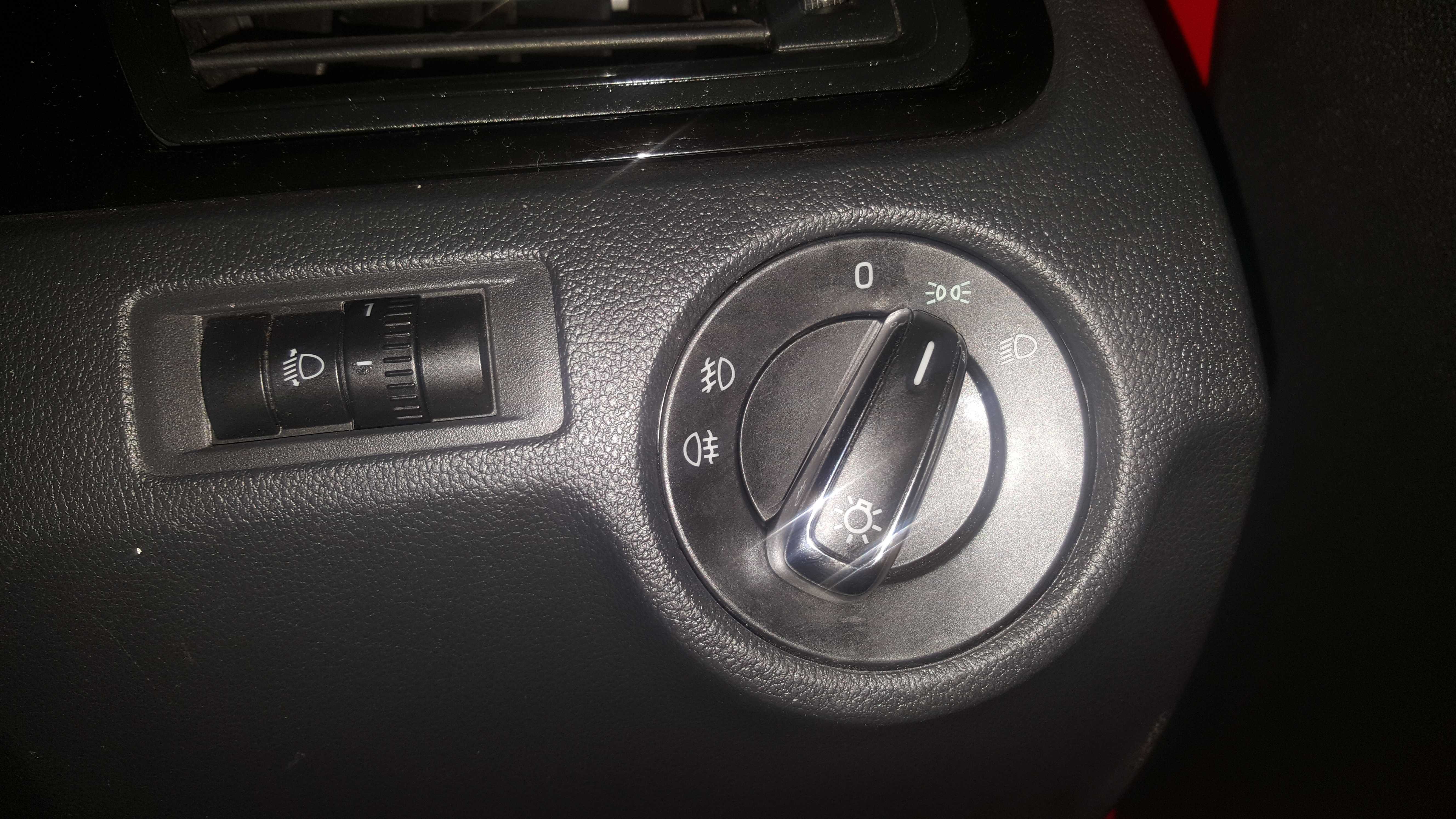 Can't remove headlight switch