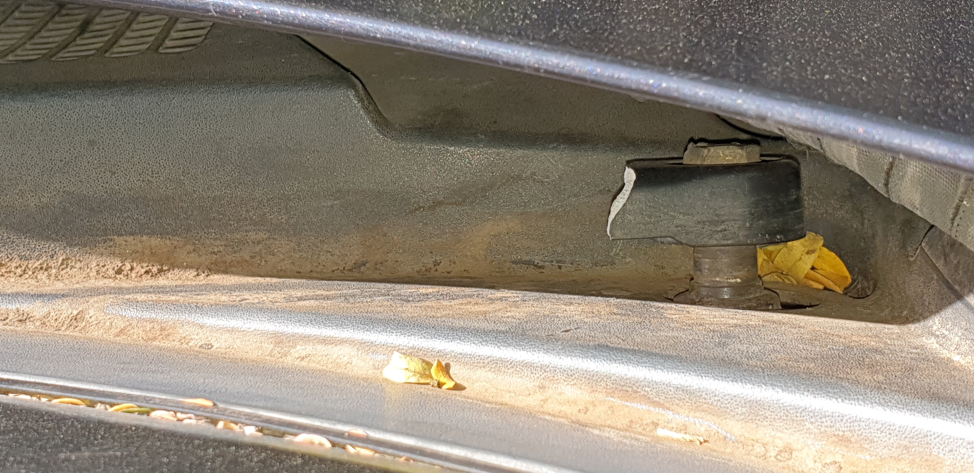 Wiper Arm Snapped Skoda Superb Mk II (20082015) BRISKODA