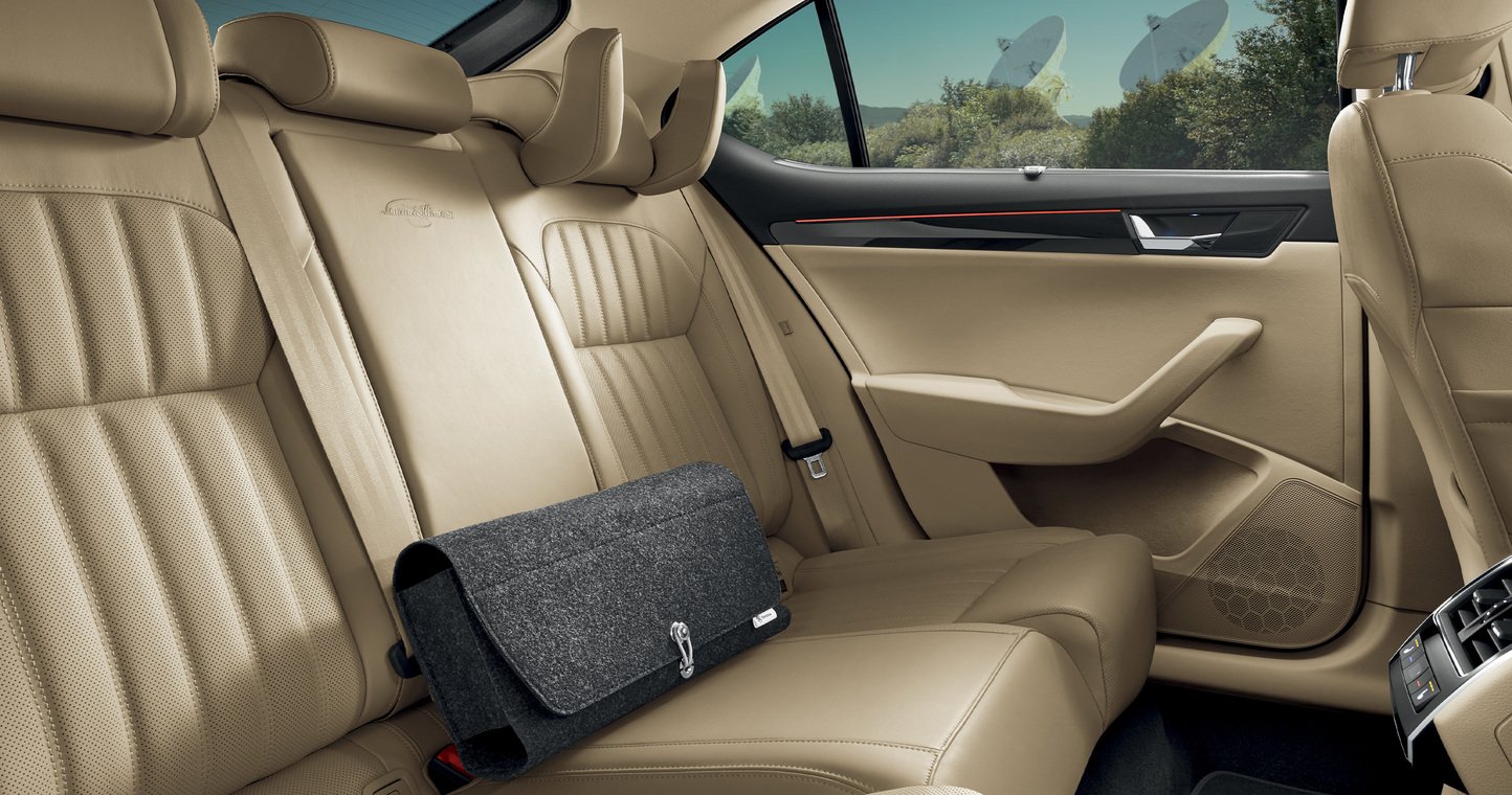 Headrests upgrade Skoda Superb Mk III (2015 2023) BRISKODA