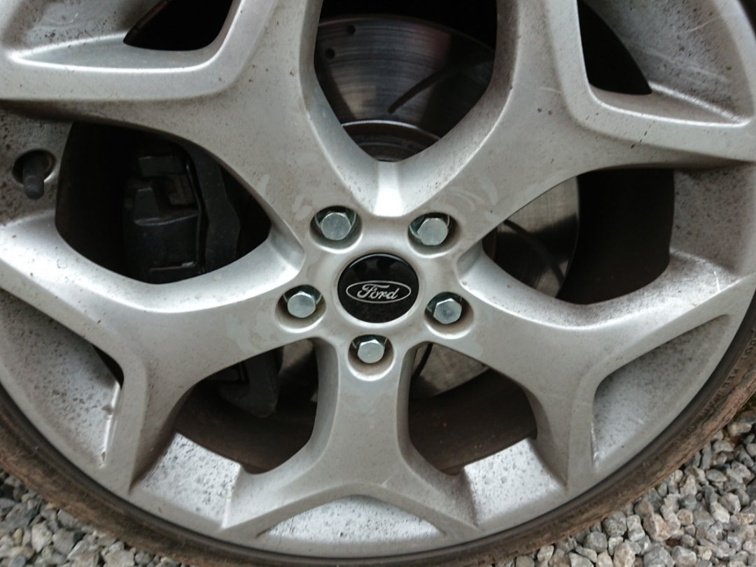 Swollen Wheel Nuts..... General Automotive Chat BRISKODA