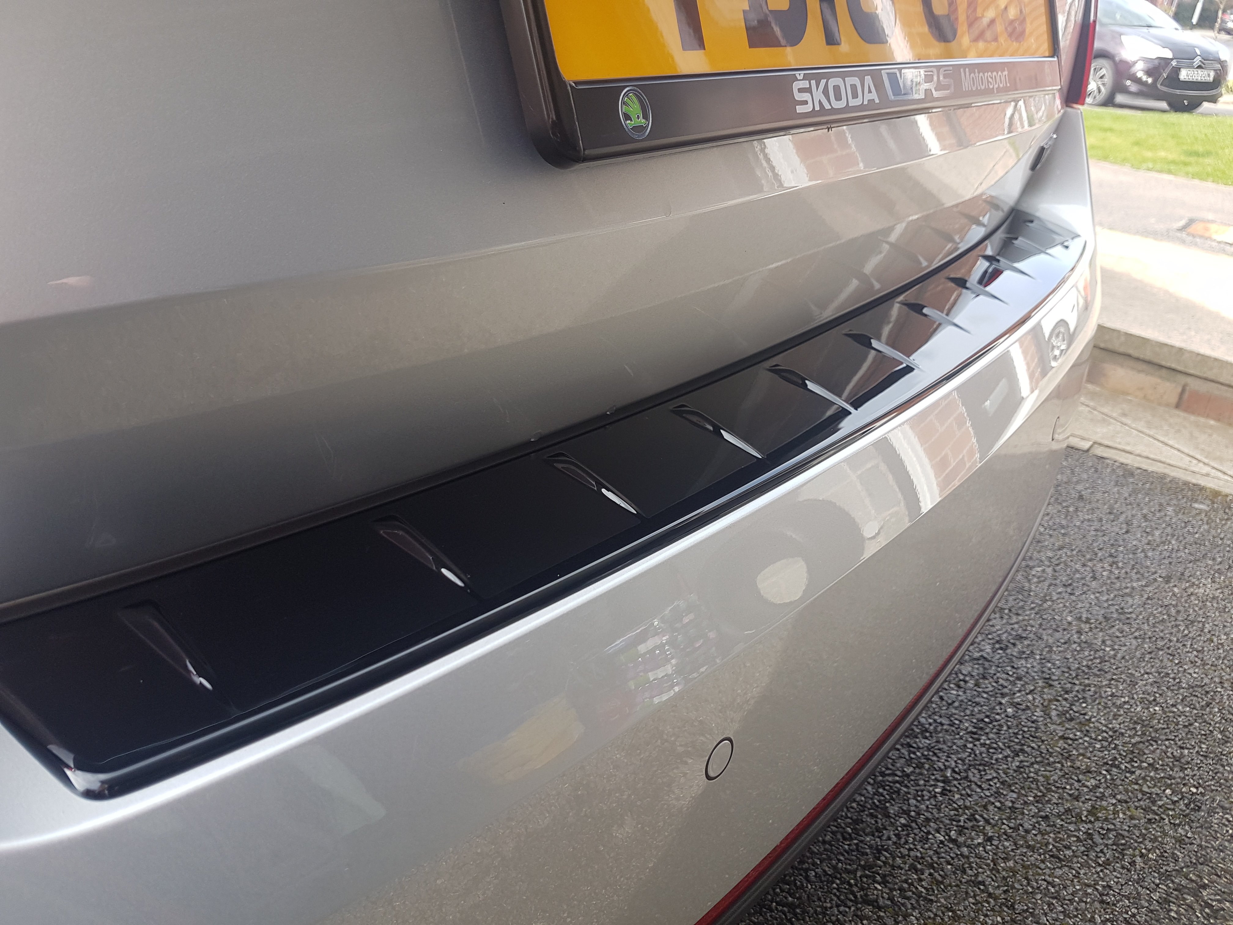 Octavia VRS Hatch bumper protectors - recommendations?
