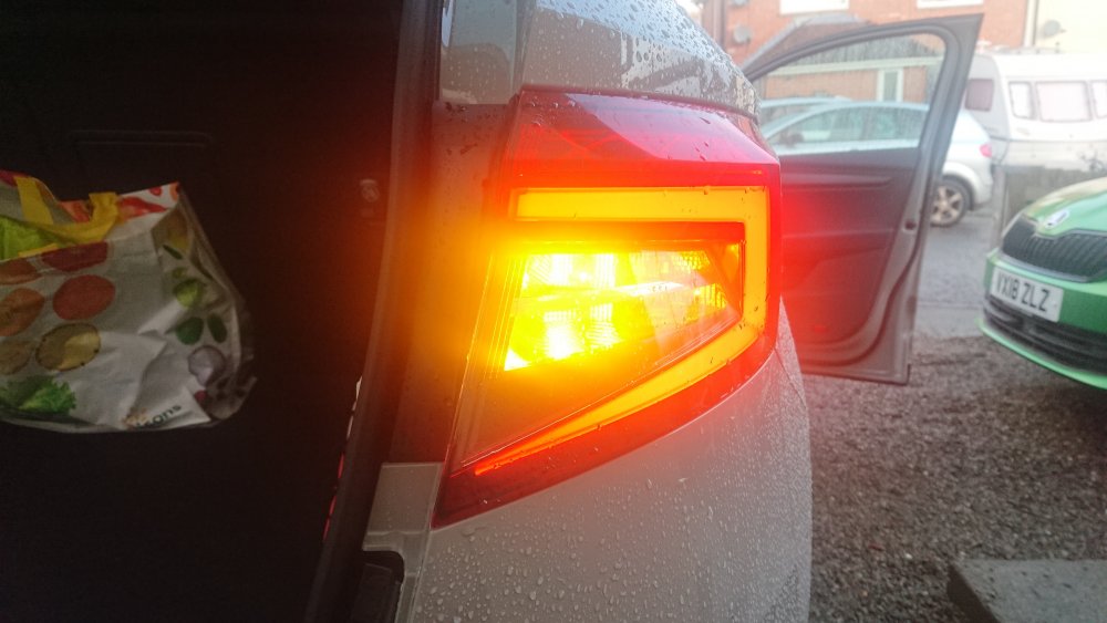 led indicator lights.JPG