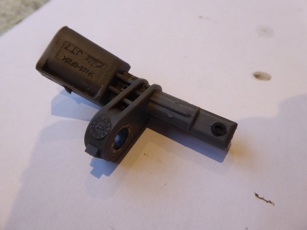 P1100646NS_REARsensorcleaned.JPG