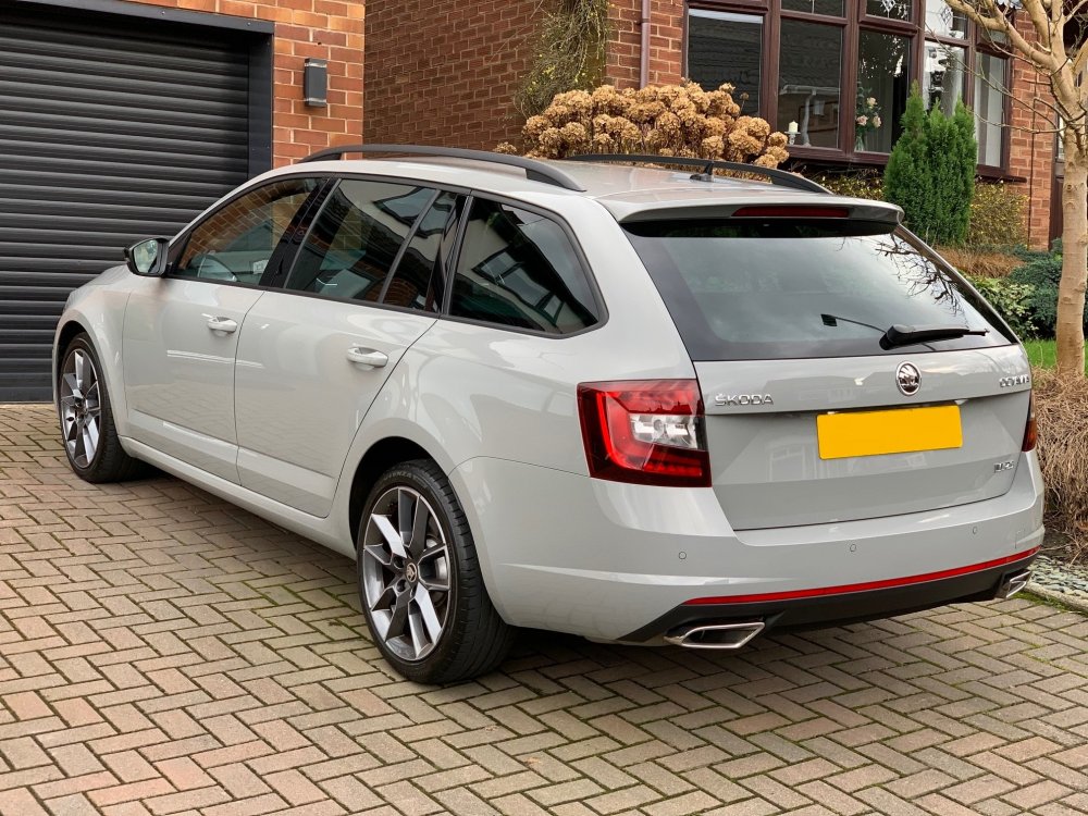 car2.jpg