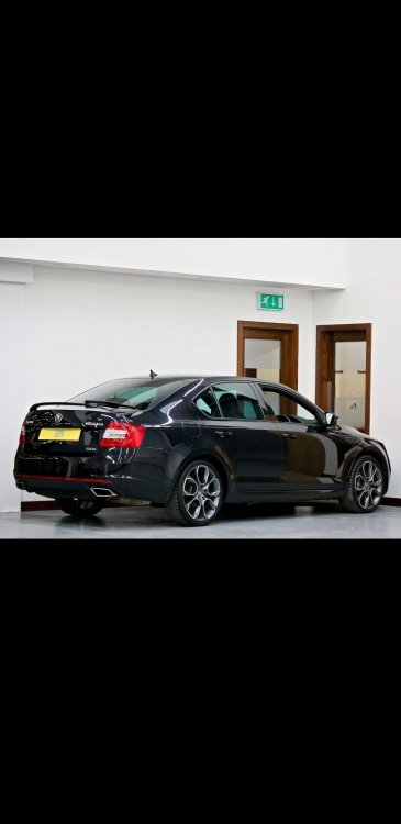 Screenshot_20200225-121317_Auto Trader.jpg