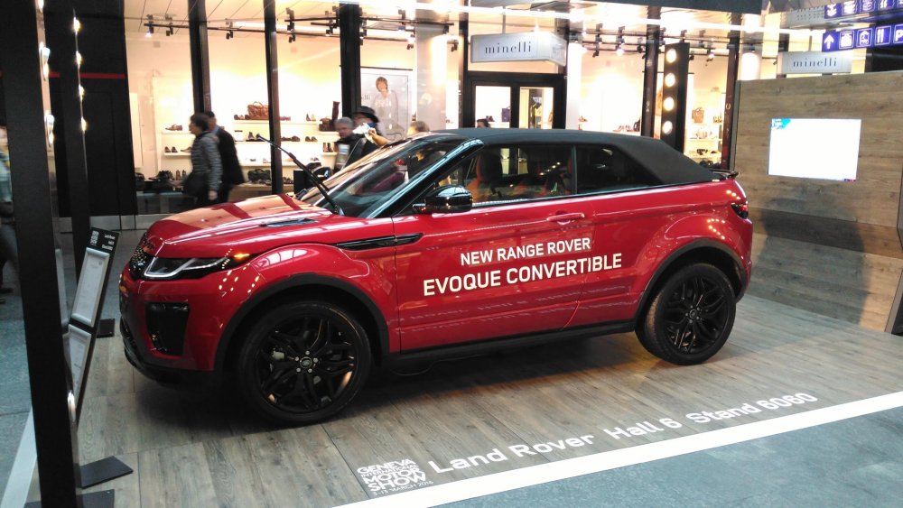 682188986_EvoqueConvertible1.thumb.jpg.c613091193d92a8503ab67dc9e759984.jpg