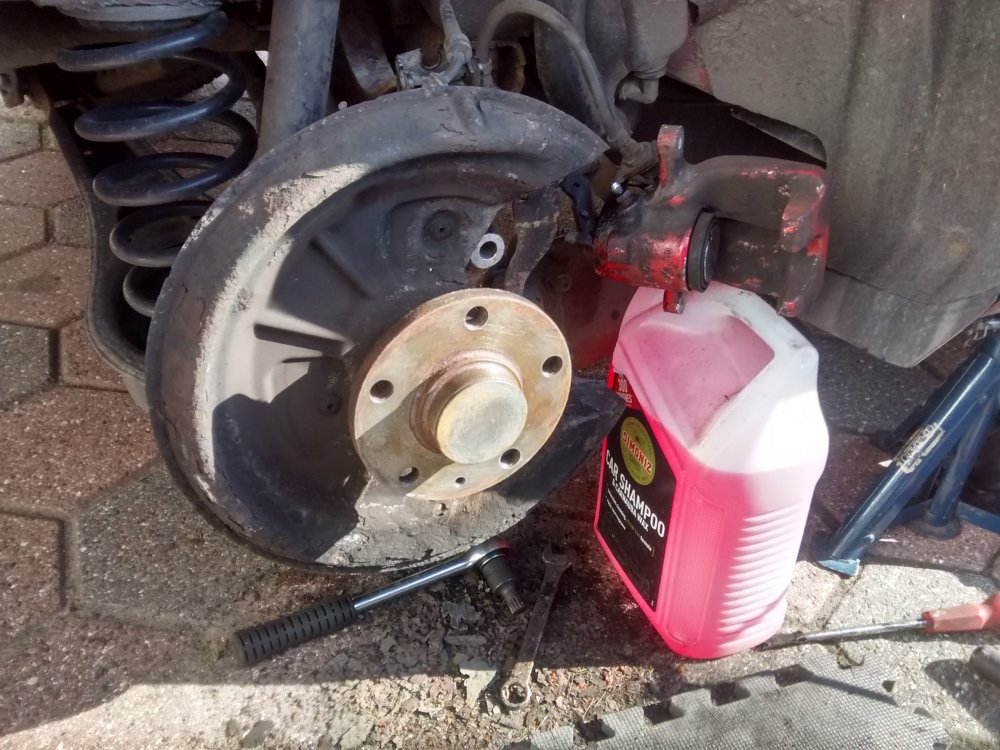 Rear Brake Disc/Pad Change Skoda Octavia Mk II (2004 2013) BRISKODA