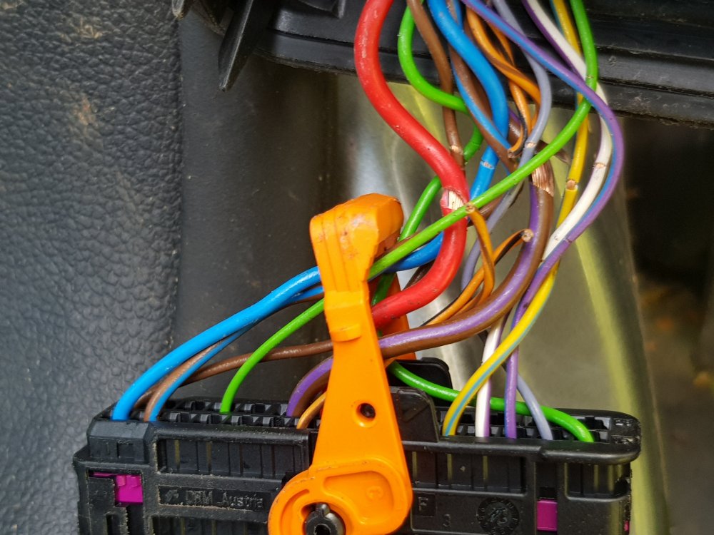 Drivers electric window stopped working. Help! Skoda Superb Mk II