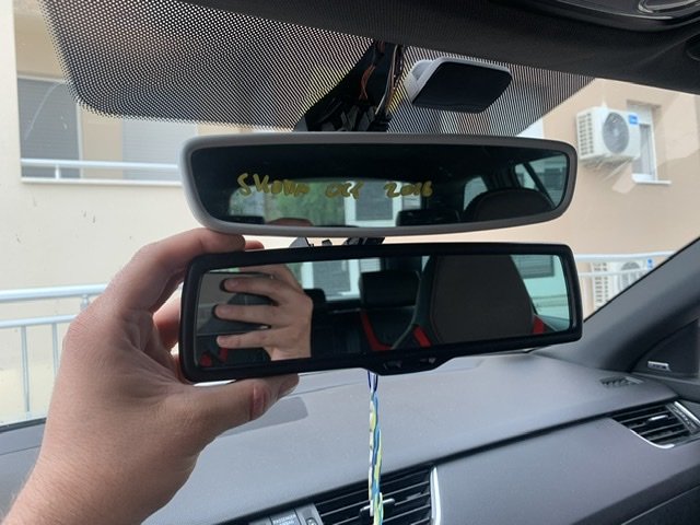 Retrofit rear view mirror with lights assist camera - Skoda Octavia Mk ...