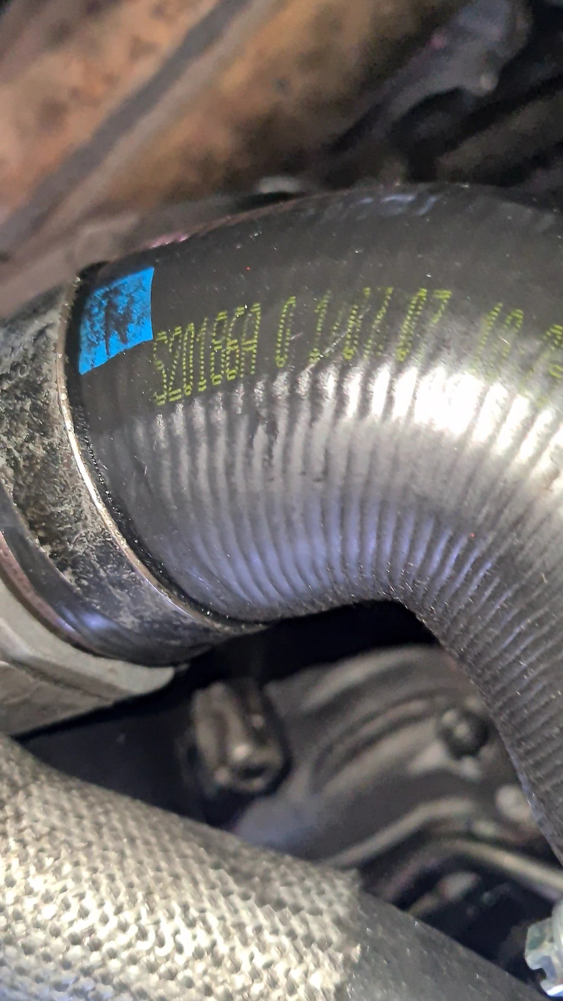Charger intake hose blown?? Octavia II 2007 2.0pd 4x4