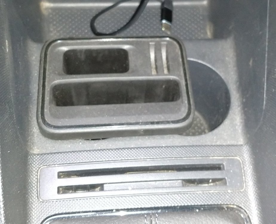 Key Phone Holder Skoda.jpg