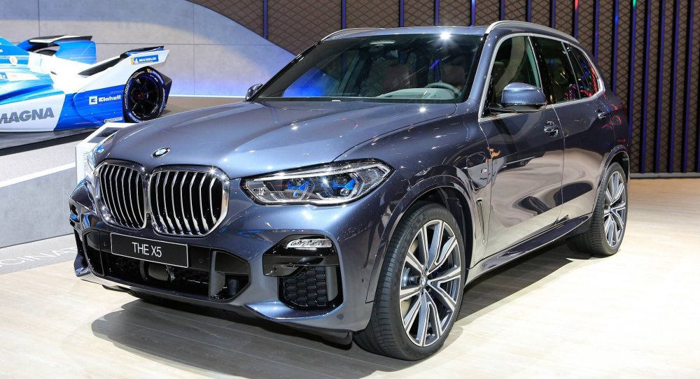 1c551a8a-2020-bmw-x5-xdrive45e-at-2019-frankfurt-motor-show-0.thumb.jpg.e0b69bd09946954670251f1d0515883b.jpg