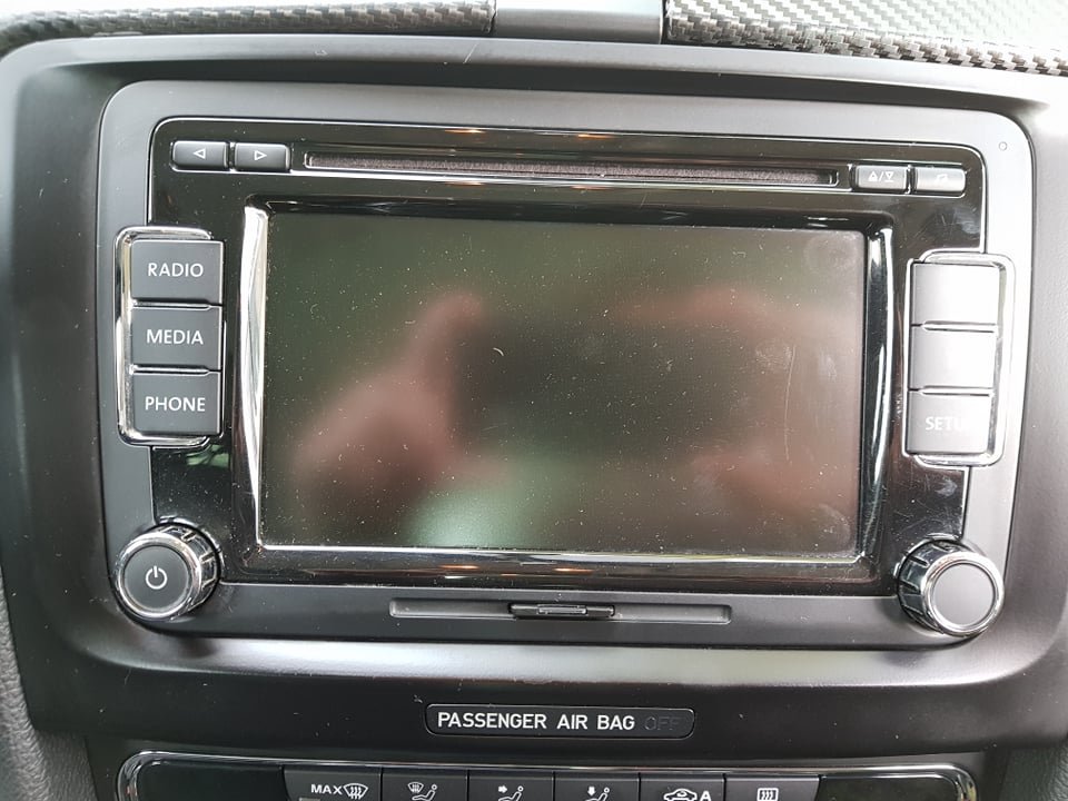 2018246594_BoleroSkoda.jpg.4dec381b9ae15d9a7a805cb25f4e784a.jpg