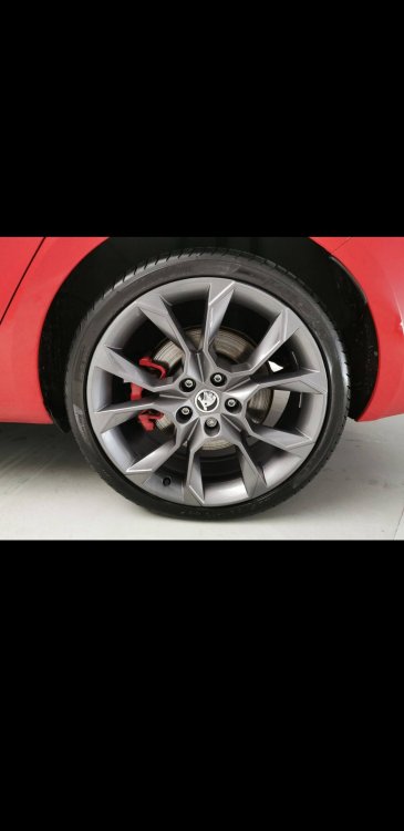Screenshot_20200825-213246_Auto Trader.jpg