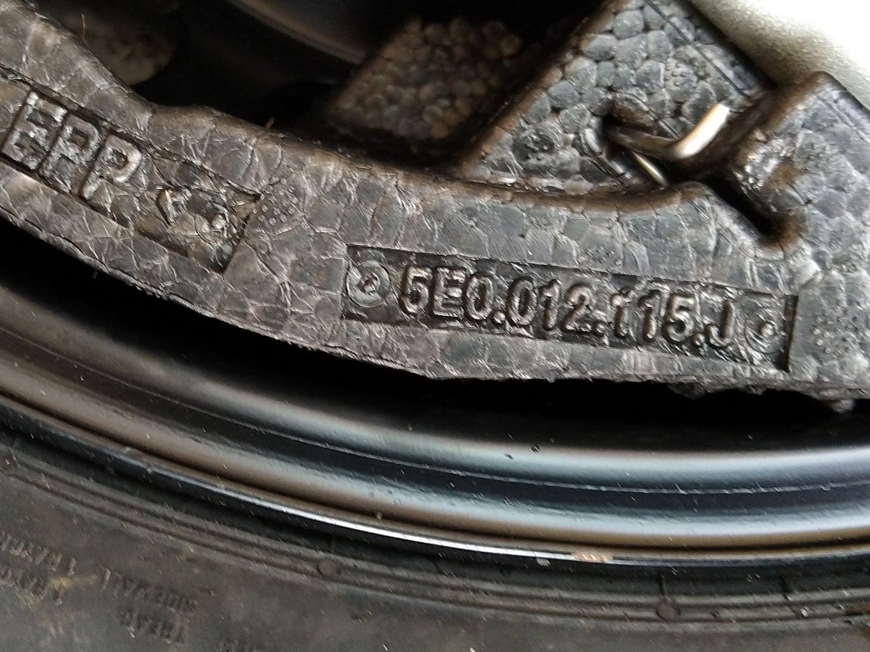 Spare wheel foam