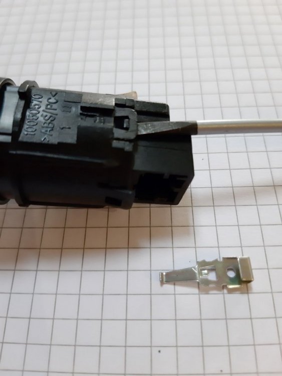 plastic clips under the spring clips.jpg