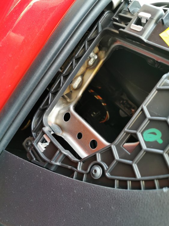 Skoda citigo glove box removal Skoda Citigo Guides BRISKODA