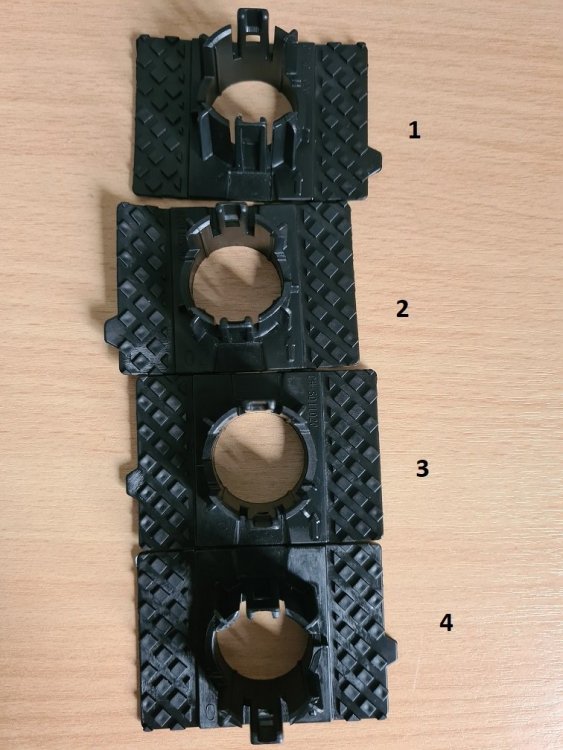 fabia_pdc_sensor_holder.jpg