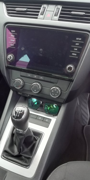 skoda4.jpg