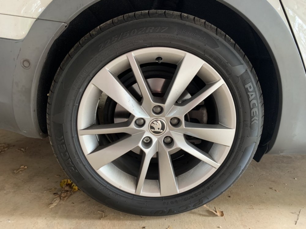 Road Noise Skoda Superb Mk II (20082015) BRISKODA