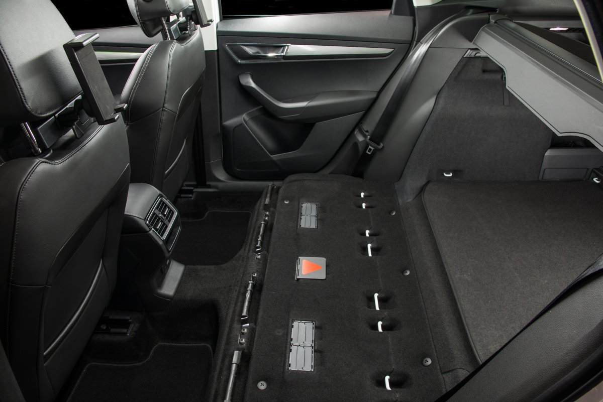 Removing rear seats (non VF), anyone done it? Skoda Karoq BRISKODA