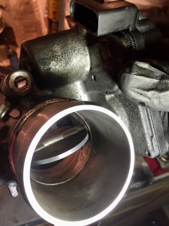 EGR Valve cleaning Skoda Yeti BRISKODA