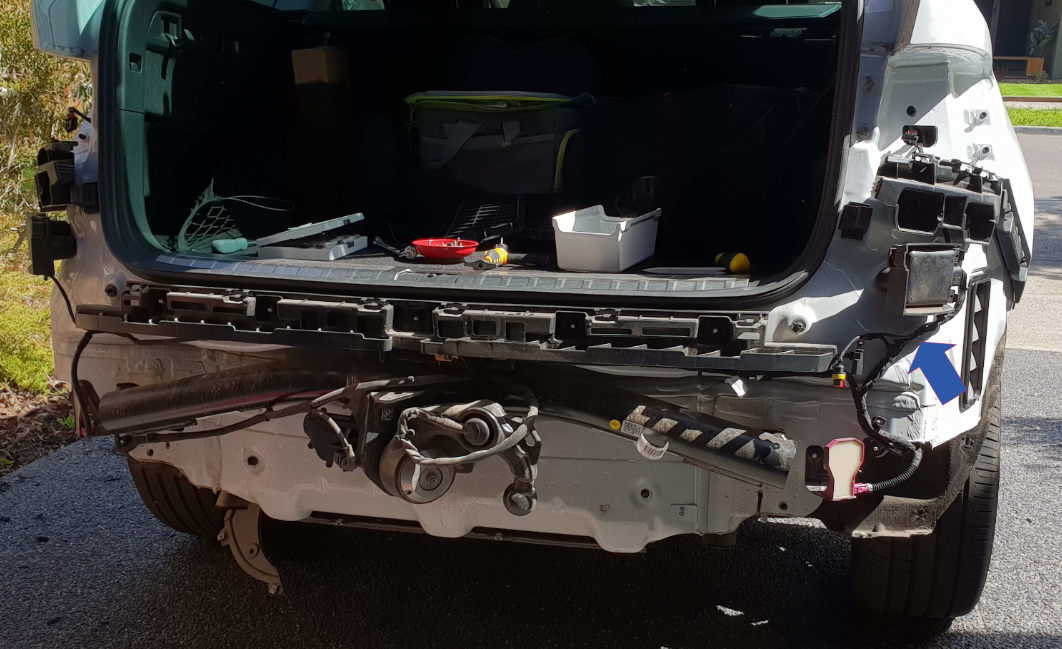 Does anyone know the Pin Assignment for the Side Assist Radars 