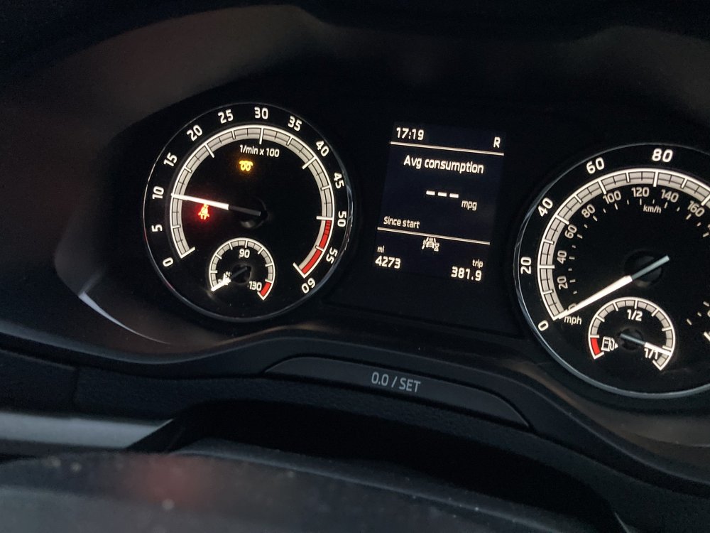 Flashing glow plug light symbol, first fault? Skoda Karoq BRISKODA