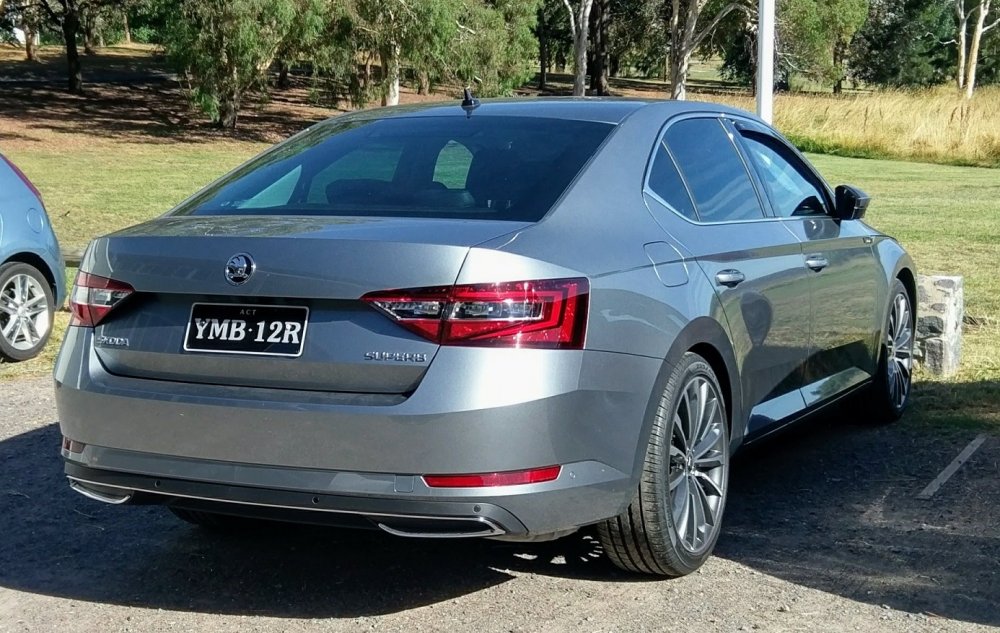 1043573983_reardiffuser.thumb.jpg.5558fb502cefb4c5113b15695c00fc65.jpg